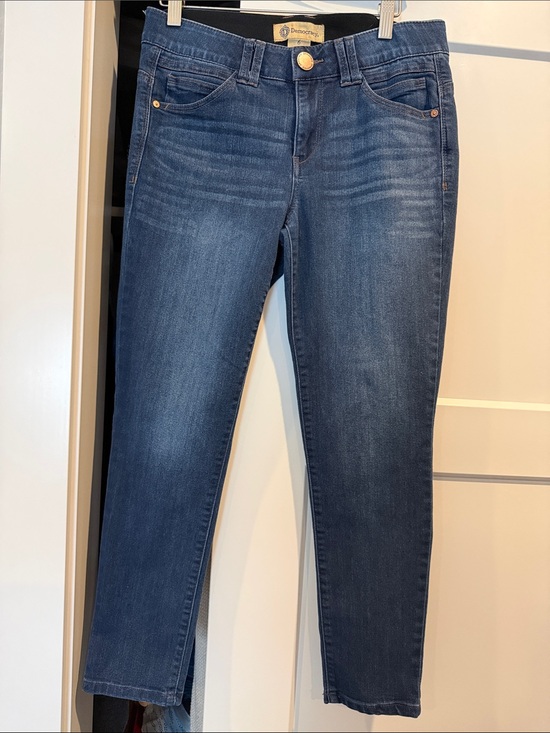 Denim - DEMOCRACY WOMANS SKINNY ANKLE JEANS SZ. 6